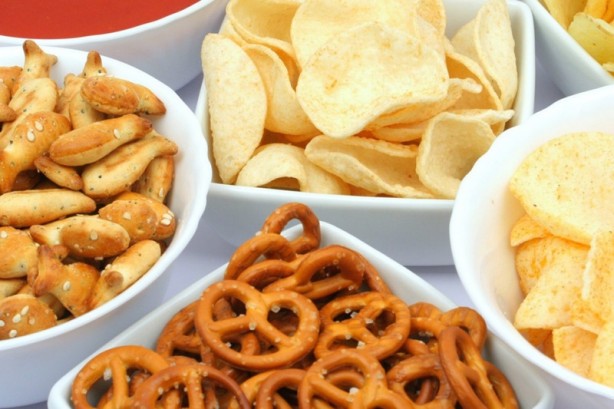 Bunları not edin! Reflüsü olanların kesinlikle uzak durması gereken 9 besin