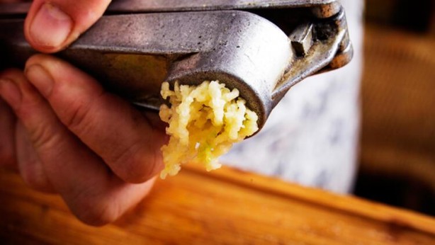 Foto - Bunları yemiyoruz fakat ya yenirse… İşte insanı tepeden tırnağa yenileyen 5 süper besin