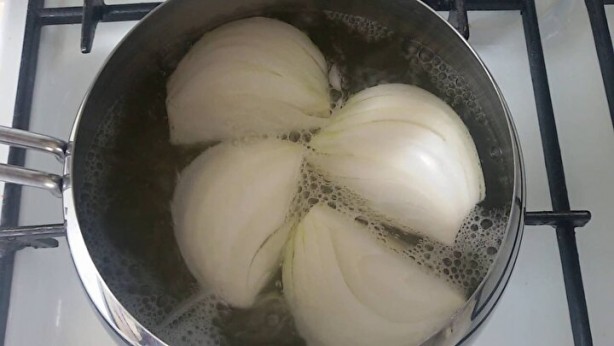 Foto - Bunu çok az kişi biliyor Soğan suyunu saçlara sürünce bakın ne oluyor