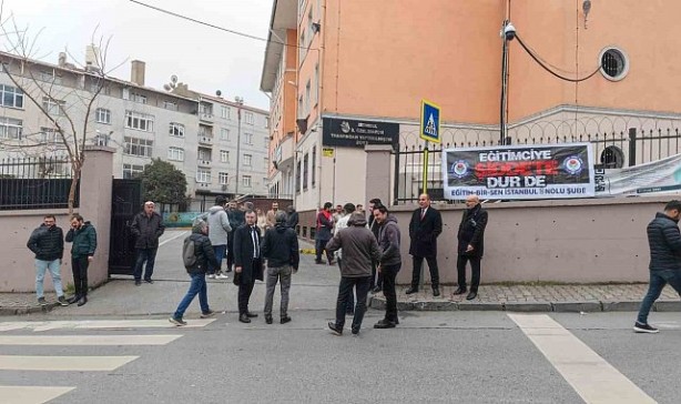 Foto - Bunu diyen öğretmen, eli öpüleceğine, veli tarafından darp edildi! Millet gerçekten kafayı yemiş