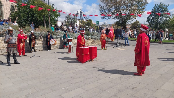 Foto - Bunu duyunca çok şaşıracaksınız! Bakın 'Pabucu dama atılmak' deyiminin aslı neymiş