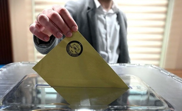 Foto - Bunu Fatih Erbakan görmesin! Oy pusulasına öyle bir şey yazdı ki...