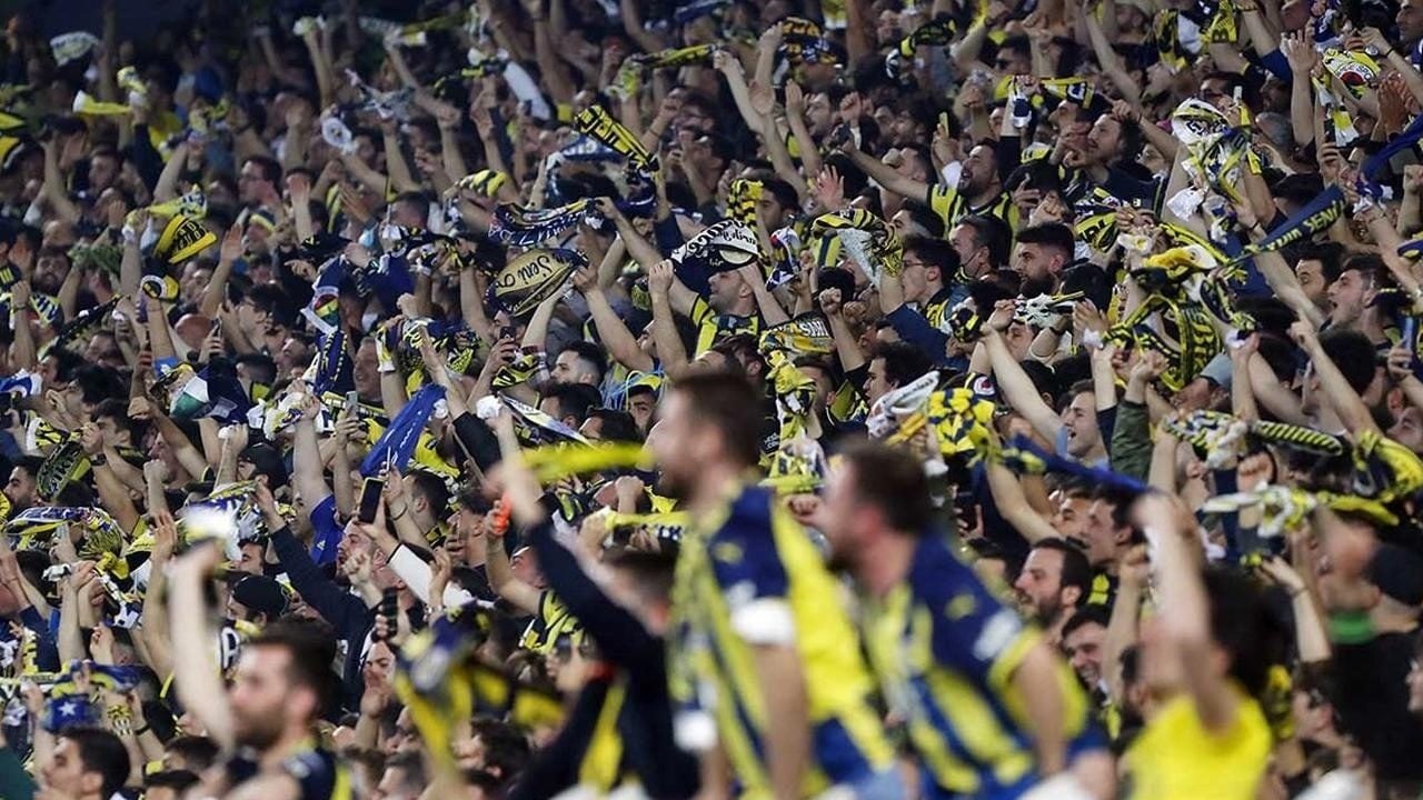 Foto - Bunu hiç mi hiç tahmin edemezdi! Fenerbahçe’de İsmail Kartal’ın yerine düşünülen Montella’ya hayatının şoku