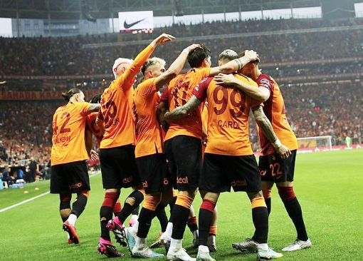 Bunu kimse beklemiyordu! Okan Buruk biletlerini kesti... Yok Artık dedirtti!