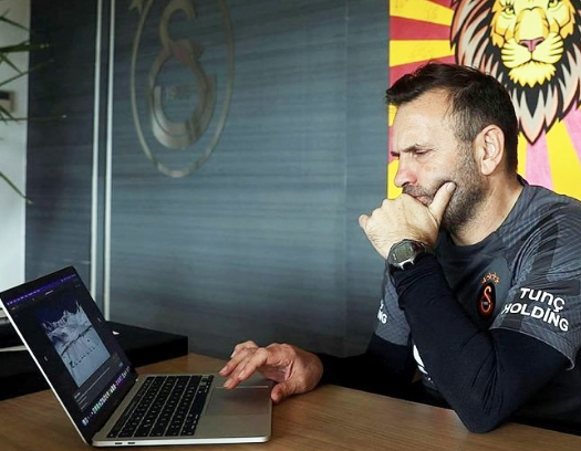 Foto - Bunu kimse beklemiyordu! Okan Buruk biletlerini kesti... Yok Artık dedirtti!