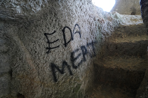 Foto - Bunu nasıl yapabildiler! Tarihi mağaraları bu hale getirdiler