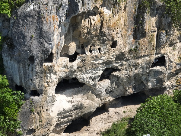 Bunu nasıl yapabildiler! Tarihi mağaraları bu hale getirdiler