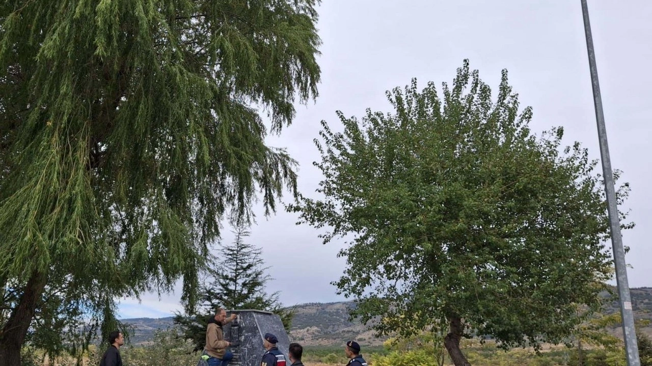Foto - Bunu yapsa yapsa Rum tohumu yapar. Şehide saygısızlık!