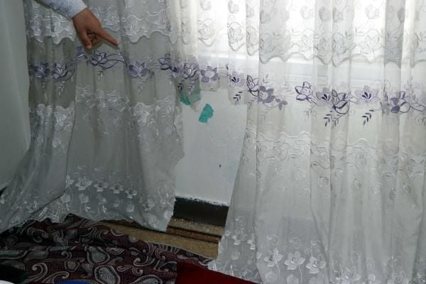 Foto - Bunun adı vahşet! Kızını duvara asıp döverek öldürdü