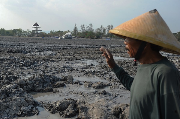 Foto - Burada 2 dakikada bir patlama oluyor!