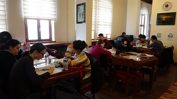 Foto - Burada herkes kitap okuyor! O ilimizde kütüphane okuyucuları şehrin nüfusunu aştı