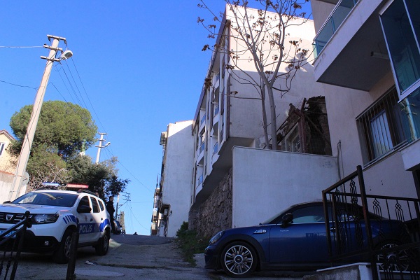 Foto - Burada kulaklık takarak uyuyorlar| Duvarlarda esrarengiz sesler