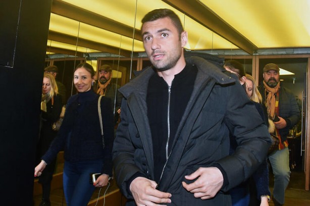 Burak Yılmaz Çin'de yaşadıklarını anlattı: Pazarda gördüklerimden sonra şok oldum