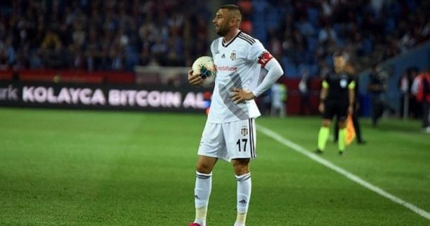 Foto - Burak Yılmaz, tepki gelince Çinlilerden özür diledi
