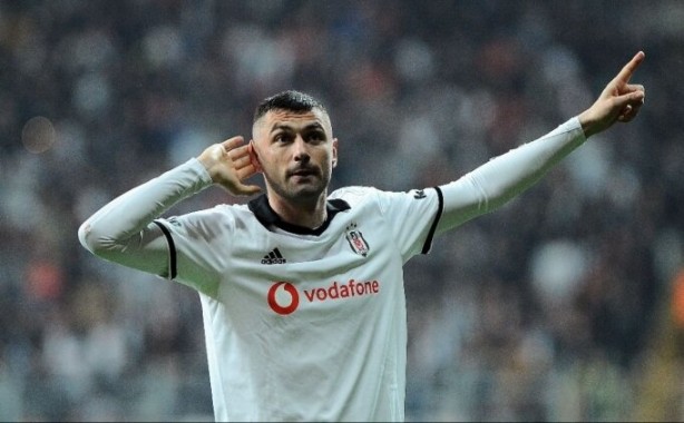 Foto - Burak Yılmaz, tepki gelince Çinlilerden özür diledi
