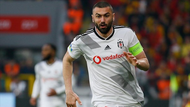 Foto - Burak Yılmaz, tepki gelince Çinlilerden özür diledi
