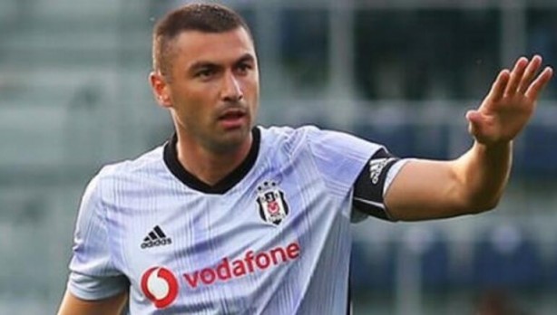 Burak Yılmaz, tepki gelince Çinlilerden özür diledi