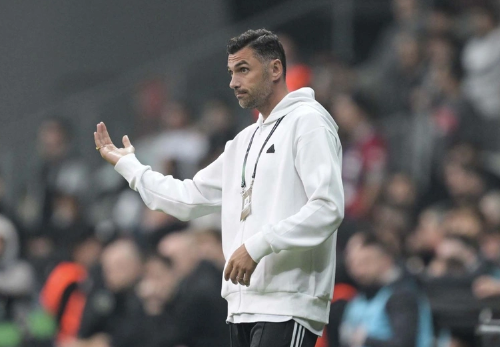 Foto - Burak Yılmaz giderayak Beşiktaş'ı karıştırdı! Taraftarlar çileden çıktı