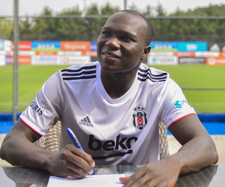 Foto - Burak Yılmaz giderayak Beşiktaş'ı karıştırdı! Taraftarlar çileden çıktı