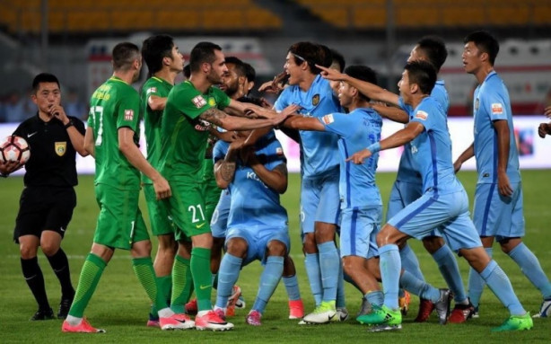 Foto - Burak Yılmaz'a dinsel ırkçılık yapıldı!