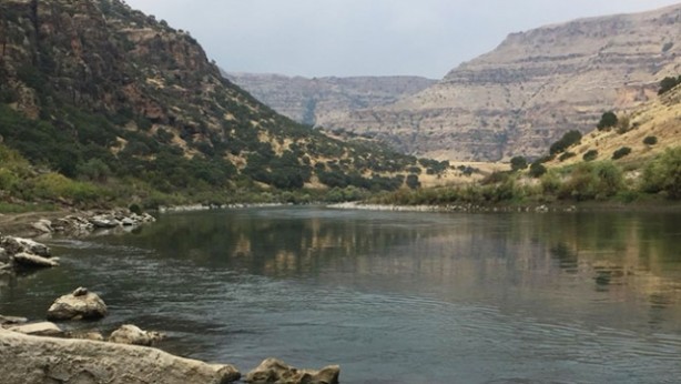 'Buralar uçacak' denilen yer gerçekten uçmak üzere! O ovanın altında büyük bir petrol hazinesi bulundu gibi