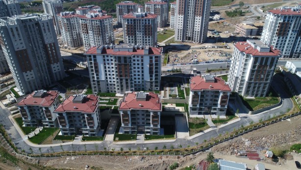 Foto - Buralarda evi, arsası olanlar yaşadı! Başlarına şimdiden talih kuşu kondu