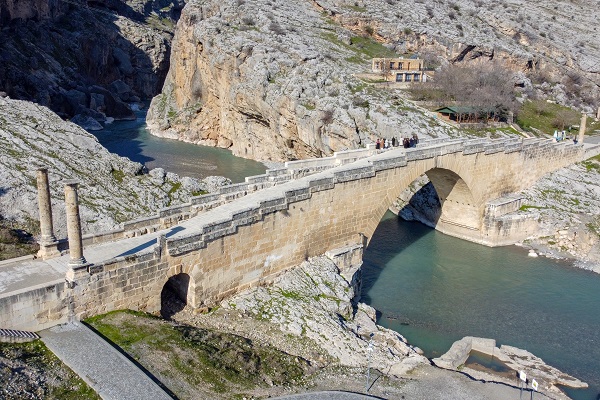 Foto - Buram buram tarih kokan kent: Adıyaman