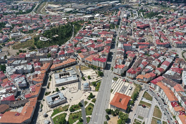 Buram buram tarih kokan şehir: Sivas