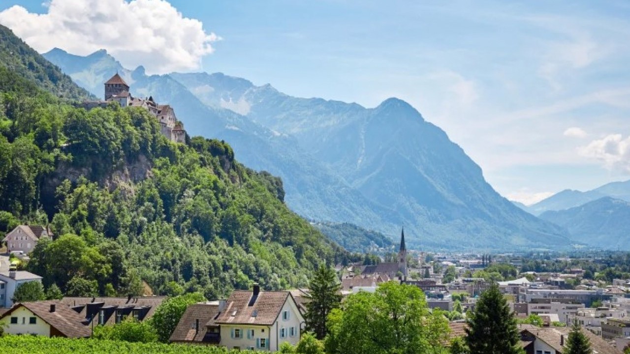 Foto - Buranın şartları çok zor: İşte vatandaşlık almanın en zor olduğu ülke!