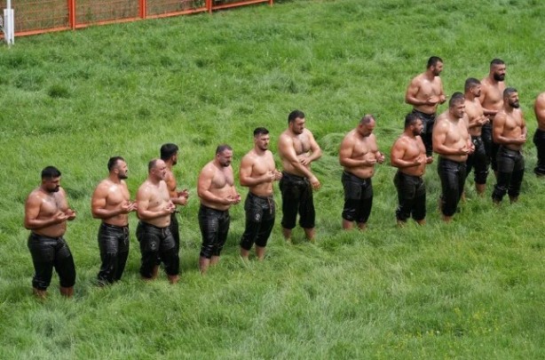 Burası evsizlerin olduğu ABD değil Türkiye! Bir ilimizde dışarıda yatmaya başladılar