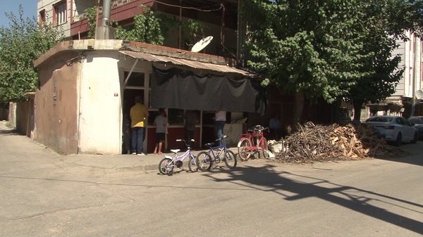 Foto - Burası kütüphane değil fırın