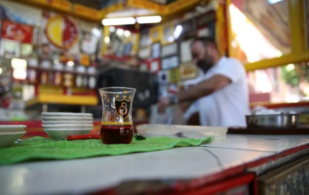 Foto - Burası müze değil! Galatasaray kazanınca herkese bedava veriliyor