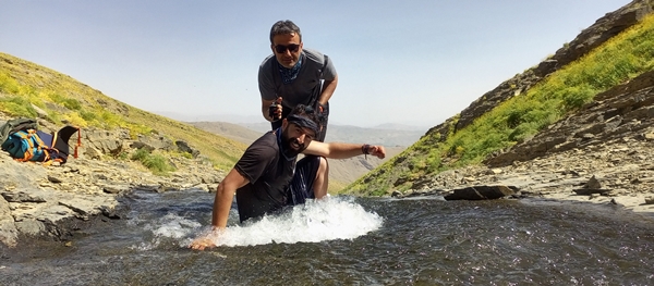 Foto - Burası teröristlere peşkeş çekilemez! Yüksekova'ya bir de böyle bakın