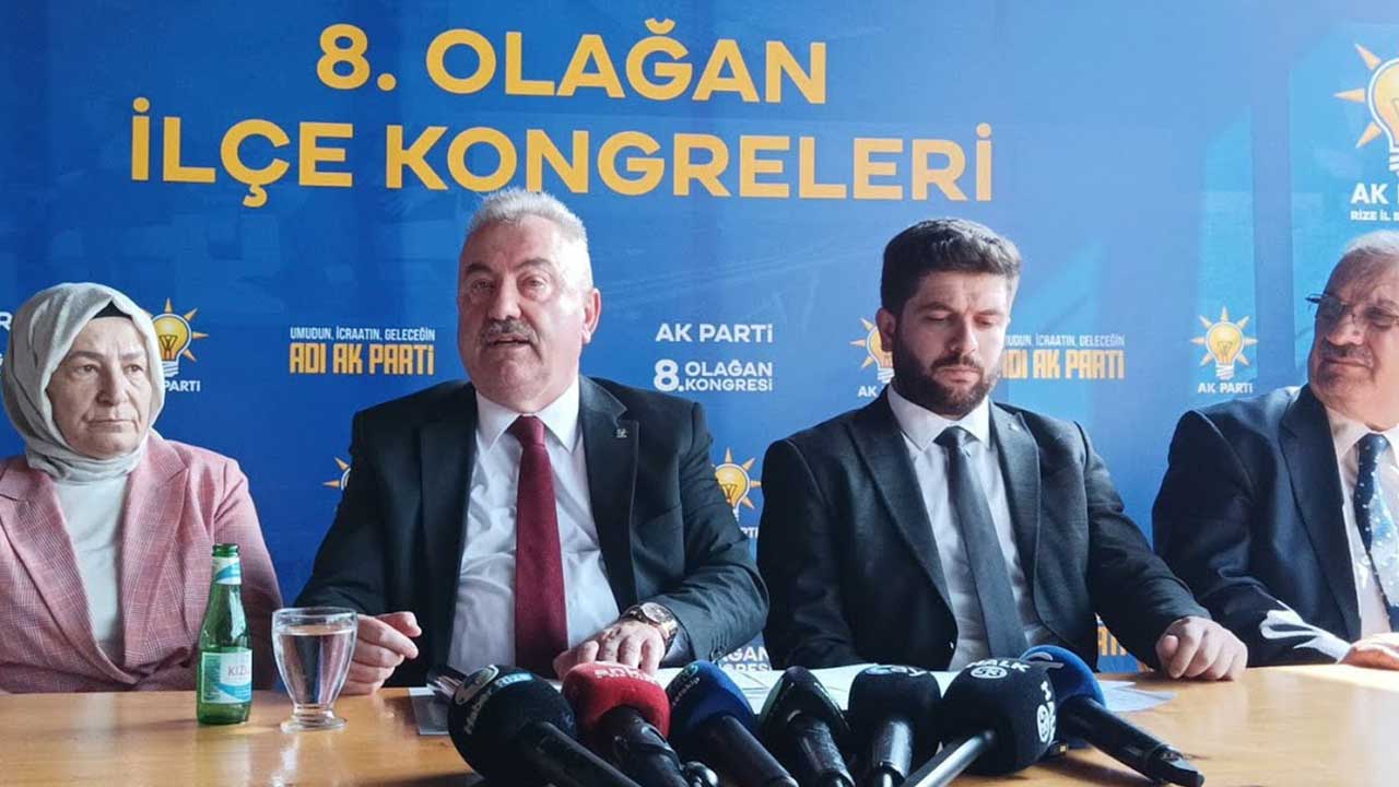 Foto - Burger King açılışına katılanları savunan ve eleştirenlere hakaret eden başkana AK Parti'den görev