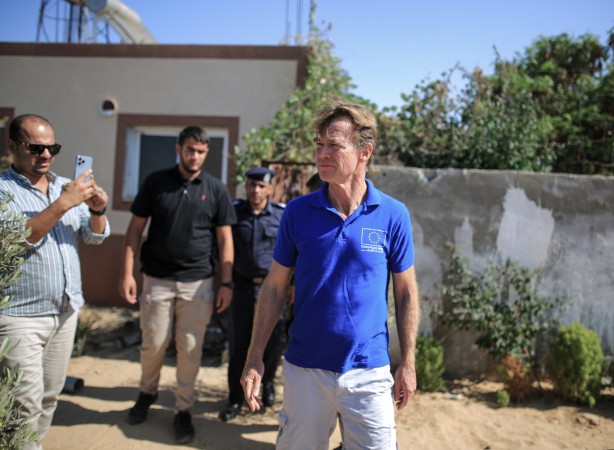 Foto - Burgsdorff, İsrail'in öldürdüğü Filistinli sanatçının ailesini ziyaret etti