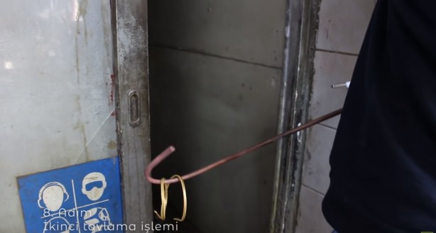 Foto - Burgu bileziğin nasıl yapıldığını hiç merak ettiniz mi? İşte cevabı…