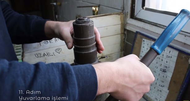 Foto - Burgu bileziğin nasıl yapıldığını hiç merak ettiniz mi? İşte cevabı…