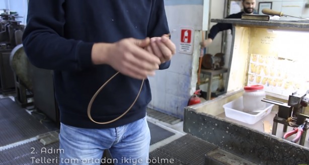 Foto - Burgu bileziğin nasıl yapıldığını hiç merak ettiniz mi? İşte cevabı…