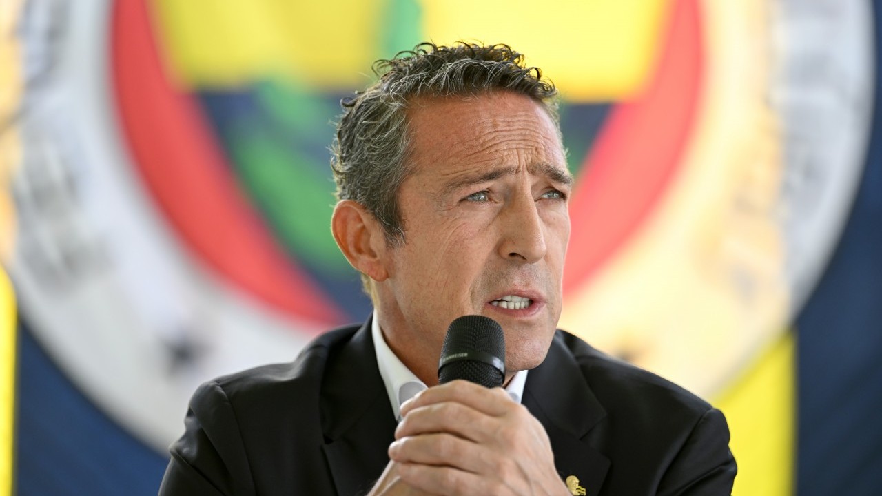 Foto - 'Burnundan kıl aldırmayan' menajere ne oldu Sayın Koç! Bu da neyin nesi böyle…