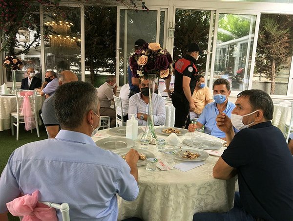 Foto - Bursa Valiliği açıklama yaptı! Koronavirüs kısıtlaması getirildi