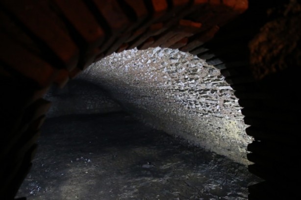 Foto - Bursa'da 2 bin 400 yıllık tünel! 