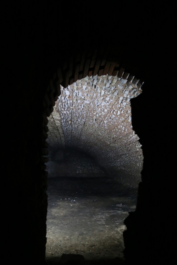 Foto - Bursa'da 2 bin 400 yıllık tünel! 