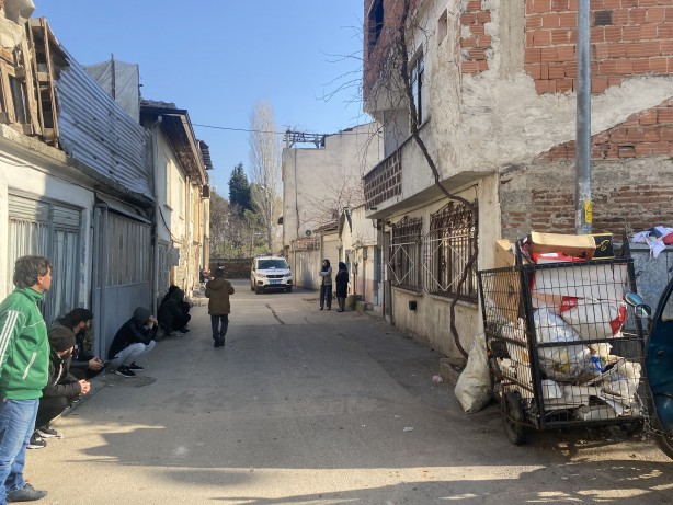 Foto - Bursa'da 26 yaşındaki genç evde ölü bulundu