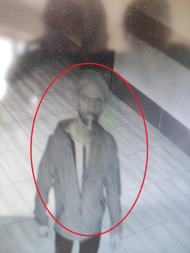 Foto - Bursa'da 5 okulu soydu...Önce kameraya, sonra polise yakalandı