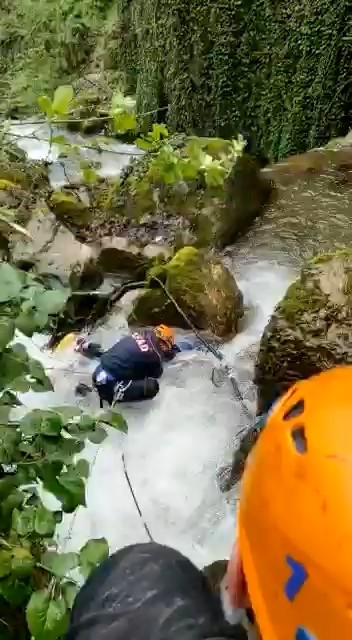 Bursa'da baba-kızın üzen ölümü! Kızını kurtarmak isterken akıntıya kapıldı