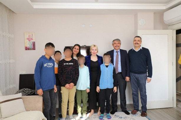 Foto - Bursa'da çöp evde bulunan Muhammet'in son hali sevindirdi