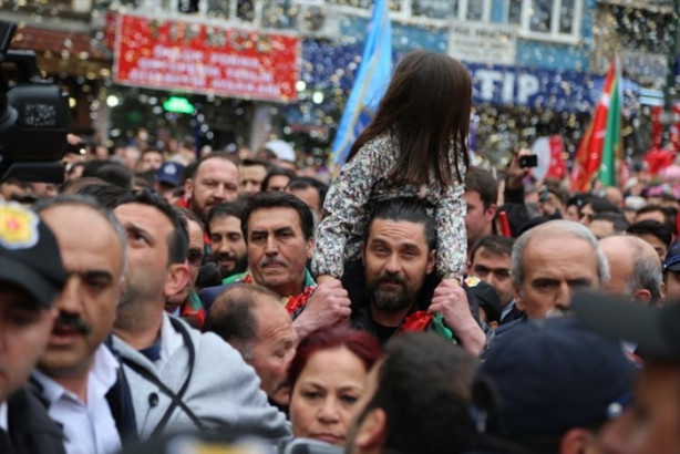 Foto - Bursa'da 'Diriliş Ertuğrul' izdihamı