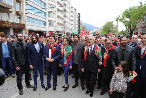 Foto - Bursa'da 'Diriliş Ertuğrul' izdihamı