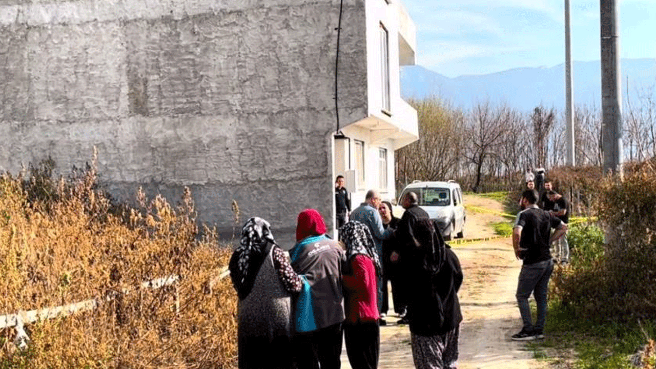 Bursa'da esrarengiz olay! Komşular hemen polise haber verdi