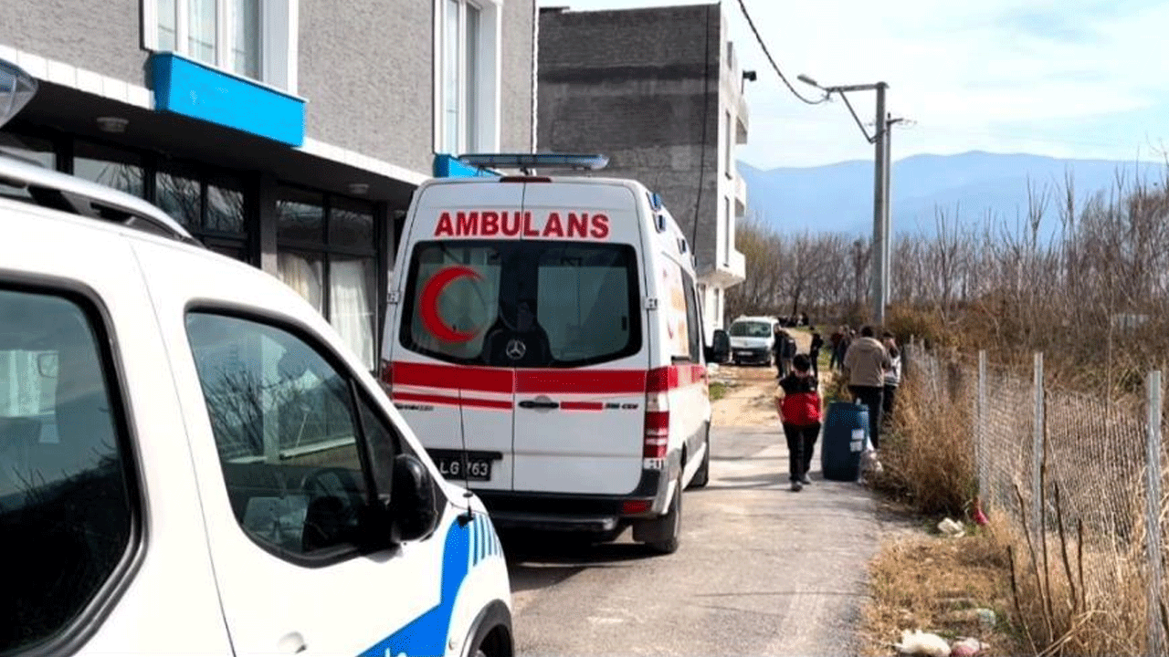 Foto - Bursa'da esrarengiz olay! Komşular hemen polise haber verdi